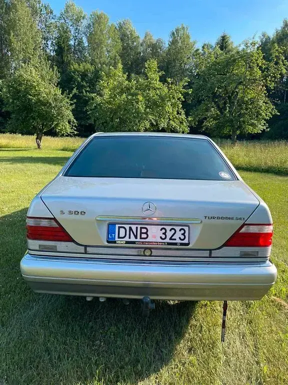 Gebraucht Mercedes S300 177 PS (130 kW) 1996 Silber Limousine