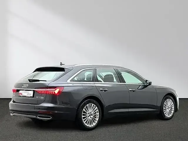 Gebraucht Audi A6 Design 299 PS (219 kW) 2023 Grau Kombi