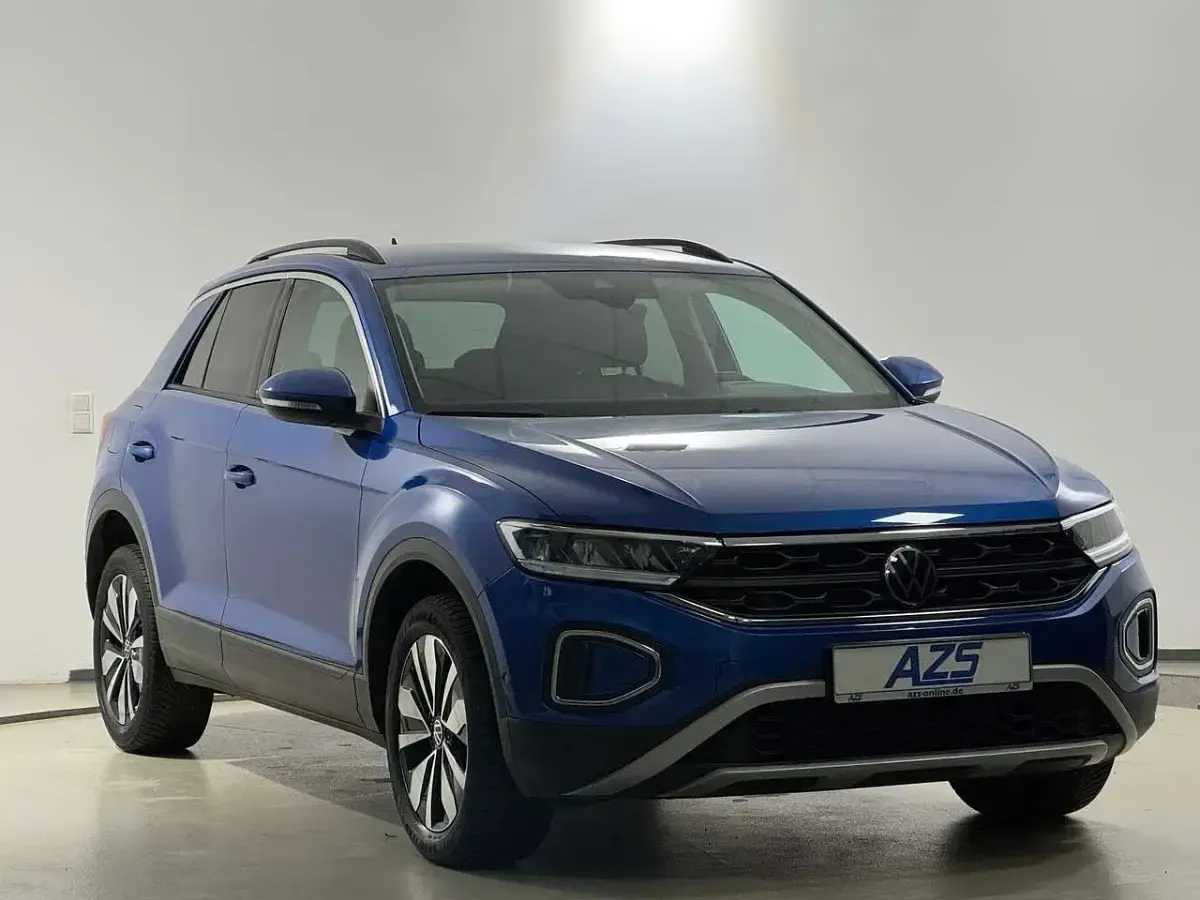 Gebraucht VW T-Roc Move 116 PS (85 kW) 2023 Blau SUV