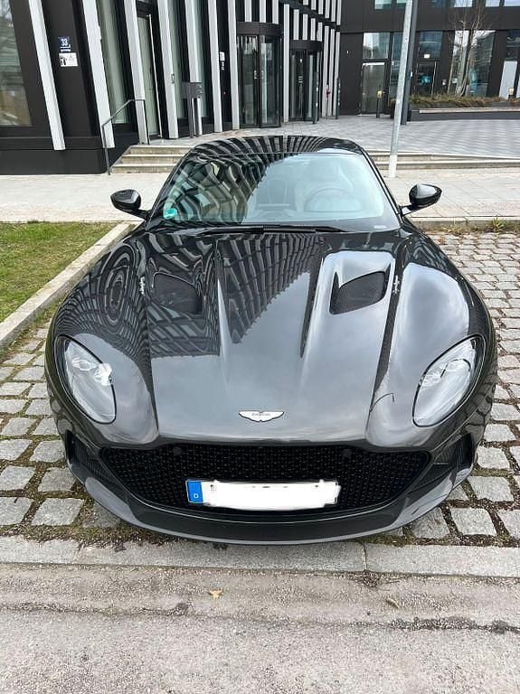 Gebraucht Aston Martin DBS 725 PS (533 kW) 2018 Grau Coupé