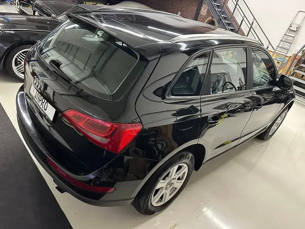 Gebraucht Audi Q5 Sport 179 PS (131 kW) 2010 Schwarz SUV