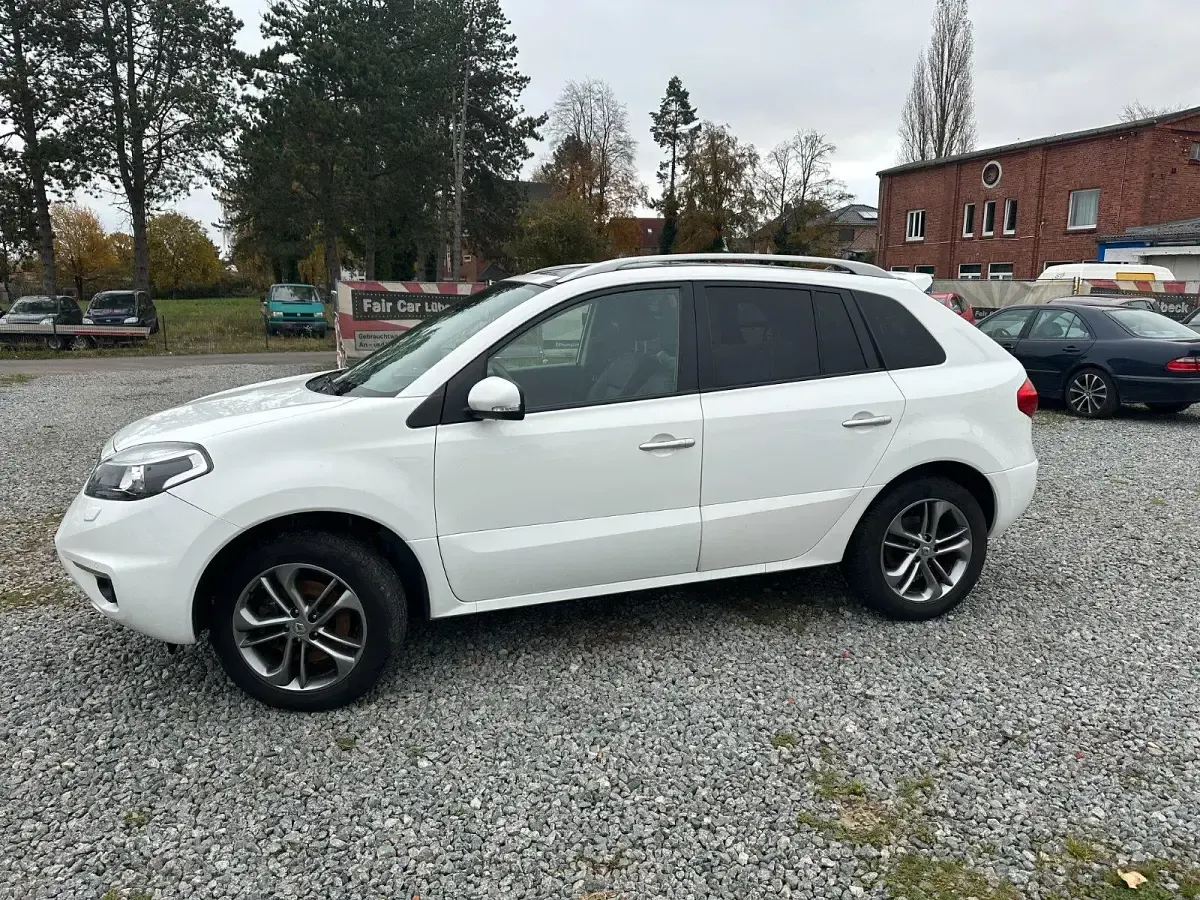 Gebraucht Renault Koleos 150 PS (110 kW) 2012 Weiß SUV
