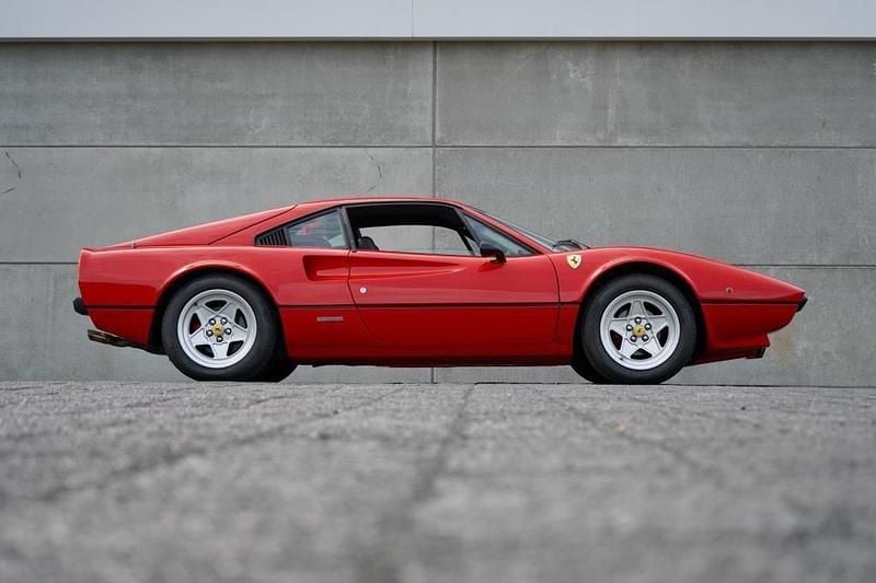 Gebraucht Ferrari 308 253 PS (186 kW) 1976 Rot
