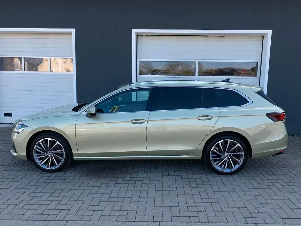 Gebraucht Skoda Superb Suite 193 PS (141 kW) 2024 Kombi