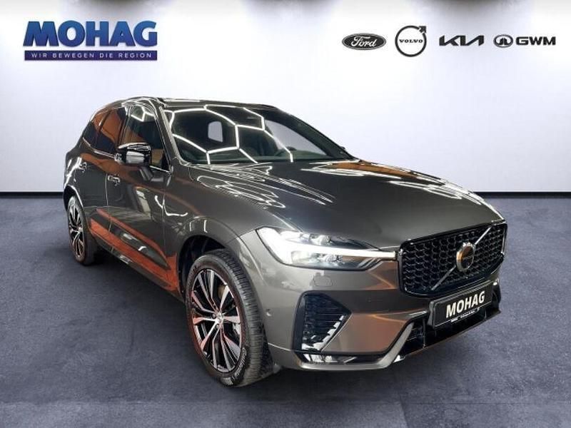 Gebraucht Volvo XC60 Plus 197 PS (144 kW) 2024 Grau SUV