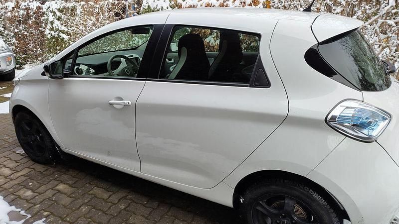 Gebraucht Renault Zoe Life 64 kW (88 PS) 2017 Weiß Kleinwagen