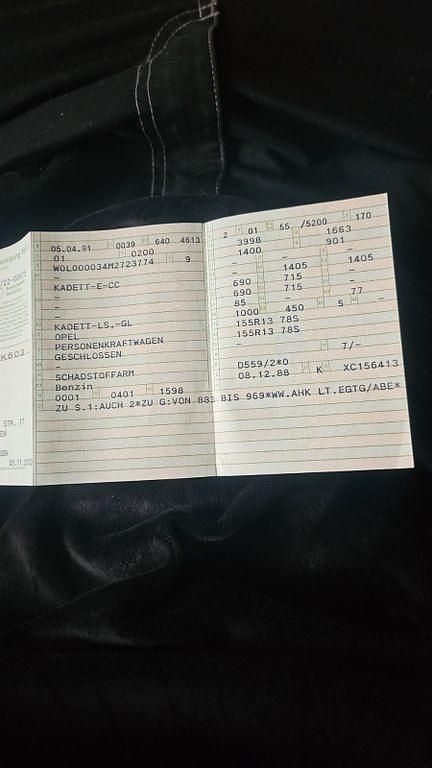 Gebraucht Opel Kadett 75 PS (55 kW) 1988 Silber Kleinwagen