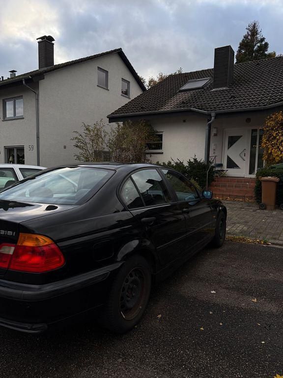 Gebraucht BMW 318 118 PS (86 kW) 1999 Schwarz Limousine