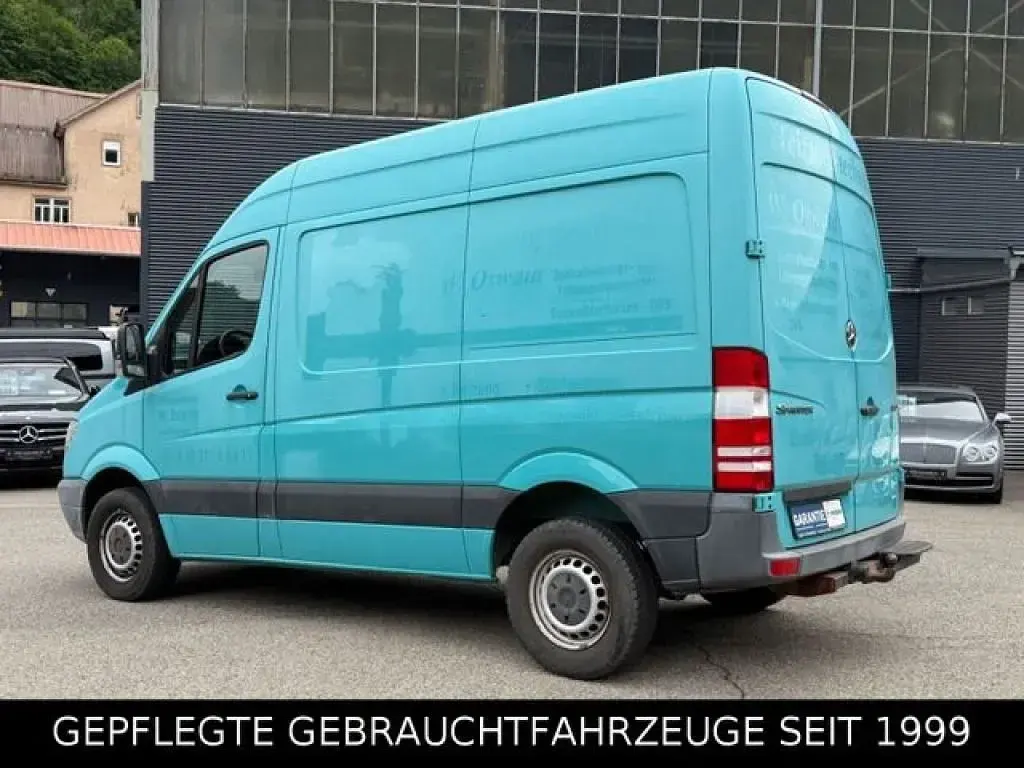 Gebraucht Mercedes Sprinter 163 PS (119 kW) 2013 Tuerkisblau Van