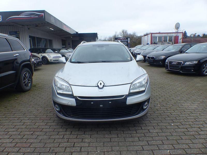 Gebraucht Renault Mégane III Expression 110 PS (80 kW) 2013 Grau Limousine