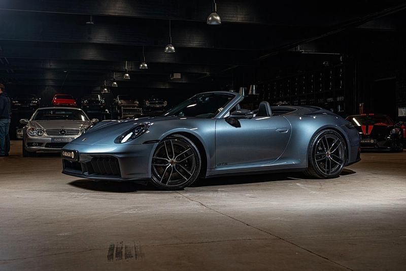 Gebraucht Porsche 911 485 PS (356 kW) 2025 Grau Cabrio