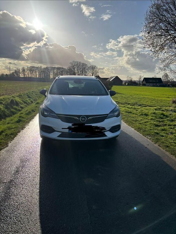 Gebraucht Opel Astra Design & Tech 131 PS (96 kW) 2021 Weiß Kombi