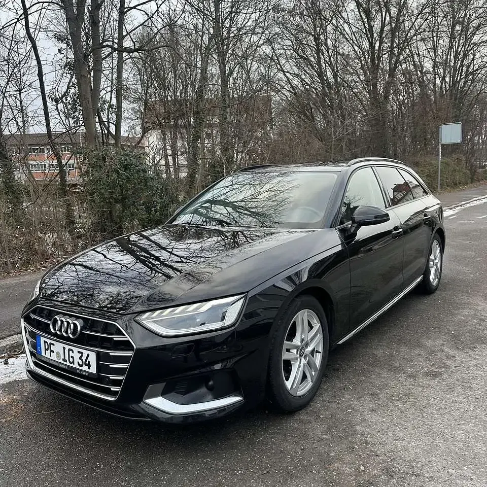 Gebraucht Audi A4 Advanced 190 PS (139 kW) 2020 Schwarz Kombi