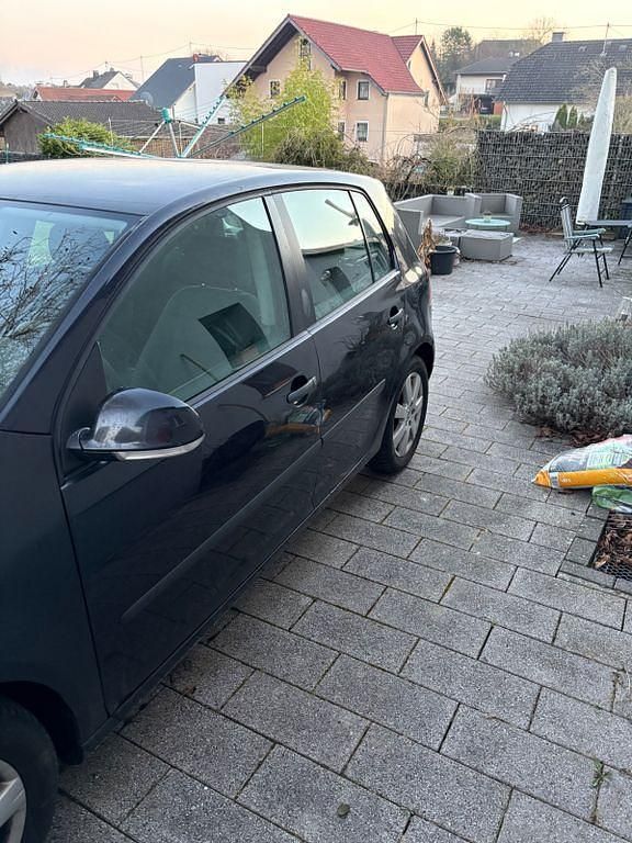 Gebraucht VW Golf V 105 PS (77 kW) 2005 Schwarz Kleinwagen