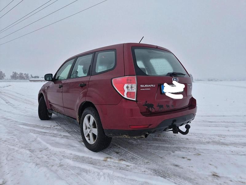 Gebraucht Subaru Forester 147 PS (108 kW) 2012 Rot SUV