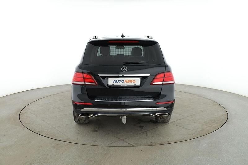 Gebraucht Mercedes GLE400 333 PS (244 kW) 2016 Schwarz SUV