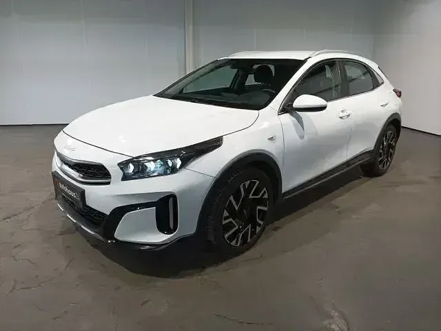 Gebraucht Kia XCeed Vision 160 PS (117 kW) 2023 Weiß SUV