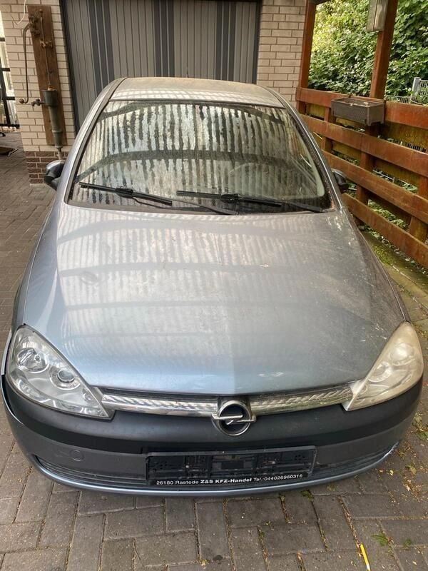 Grau Gebraucht 2005 Opel Corsa Kleinwagen | 600 € (Guter Preis) - Bild 1/4