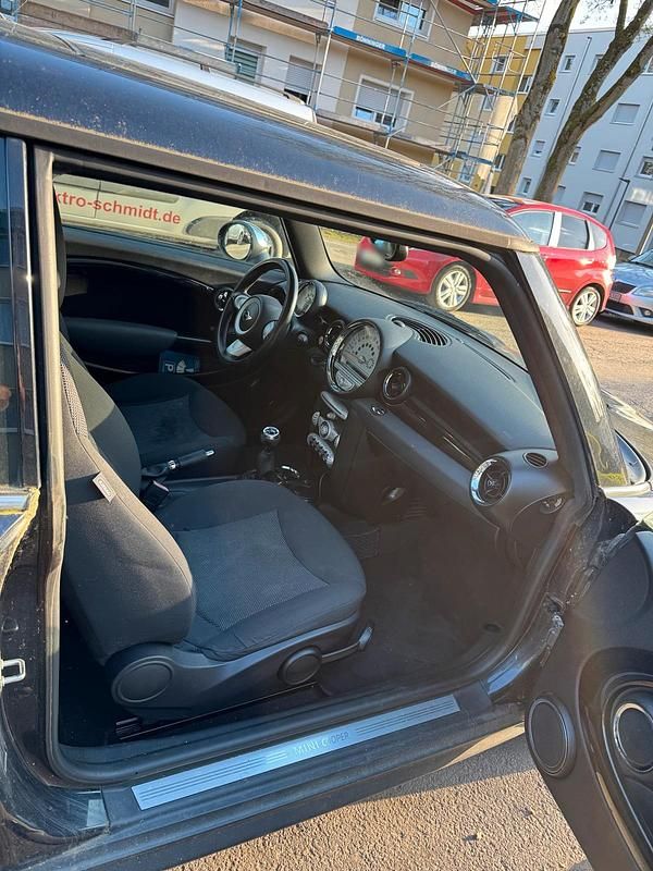 Gebraucht Mini Cooper 120 PS (88 kW) 2008 Schwarz Kleinwagen