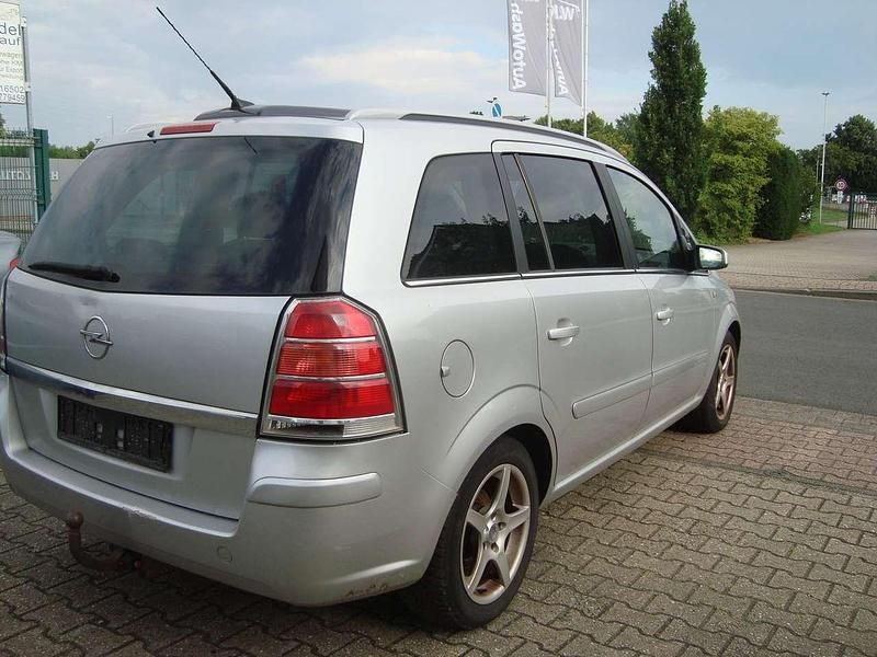Gebraucht Opel Zafira 140 PS (102 kW) 2006 Grau Van / Kleinbus