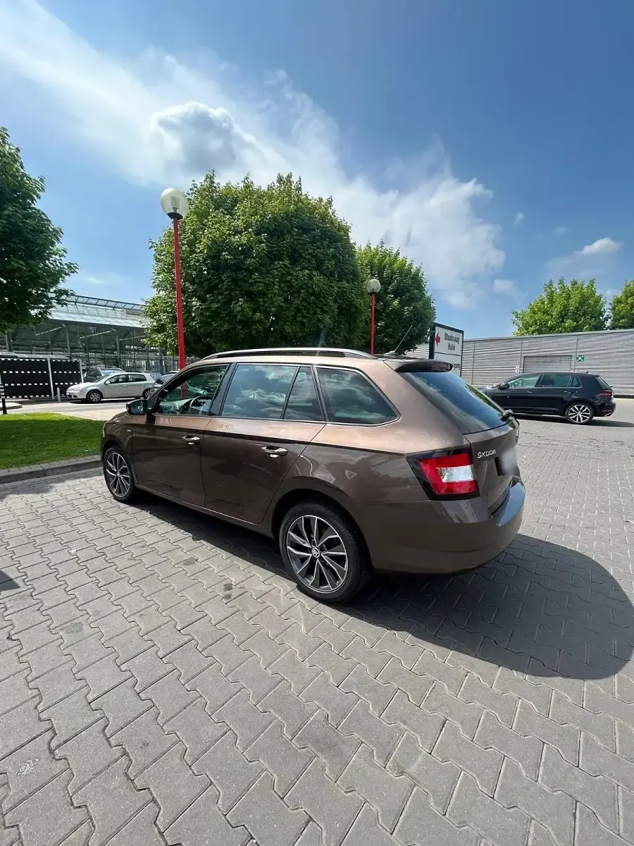 Gebraucht Skoda Fabia Drive 95 PS (69 kW) 2018 Braun Kombi