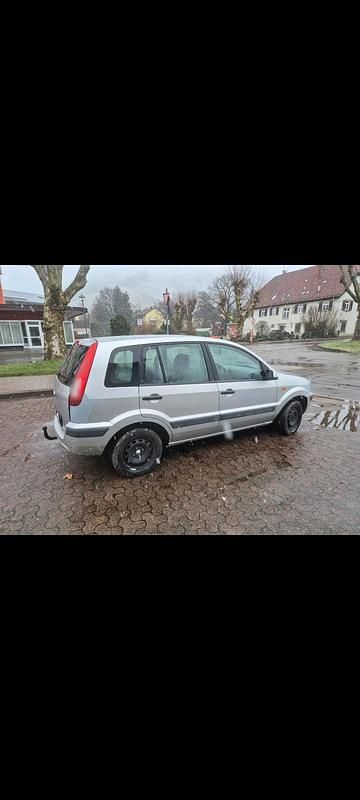 Gebraucht Ford Fusion 80 PS (58 kW) 2009 Silber Kleinwagen