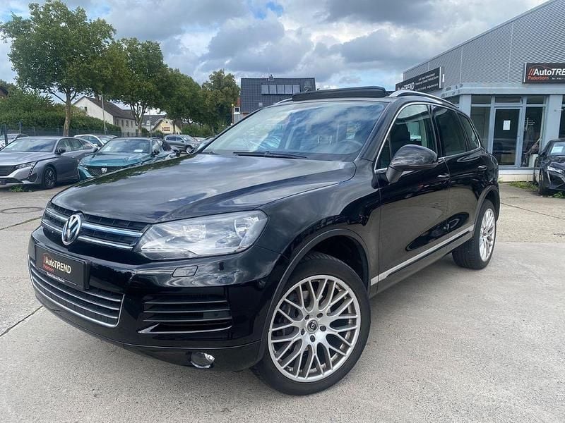 Ebenholzschwarz Gebraucht 2014 VW Touareg SUV | 14.999 € (Guter Preis) - Bild 1/4