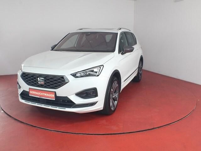Orix weiss Gebraucht 2022 Seat Tarraco 4Drive SUV | 33.949 € (Fairer Preis) - Bild 1/4