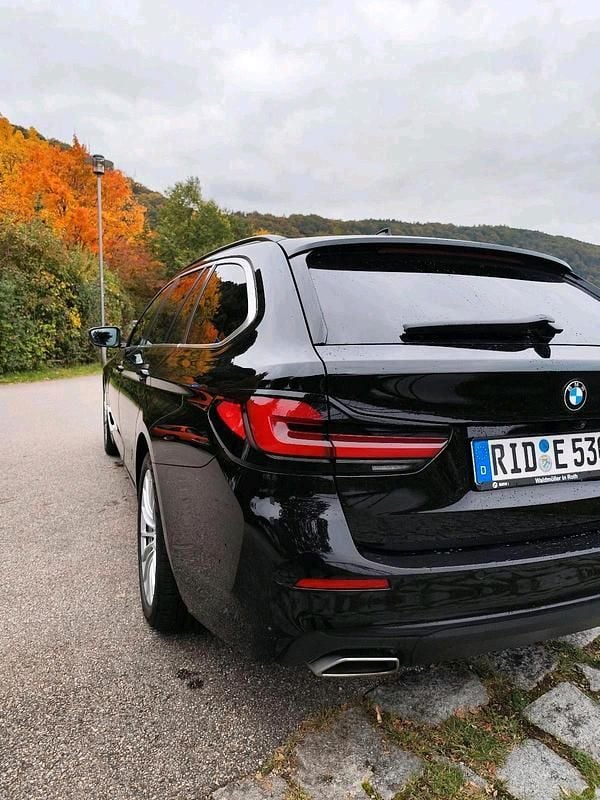 Gebraucht BMW 530 292 PS (214 kW) 2021 Schwarz Kombi
