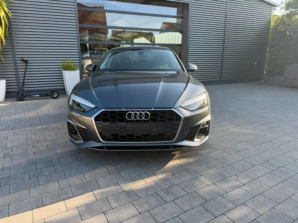 Gebraucht Audi A5 Sportback S-Line 204 PS (150 kW) 2022 Grau Kleinwagen