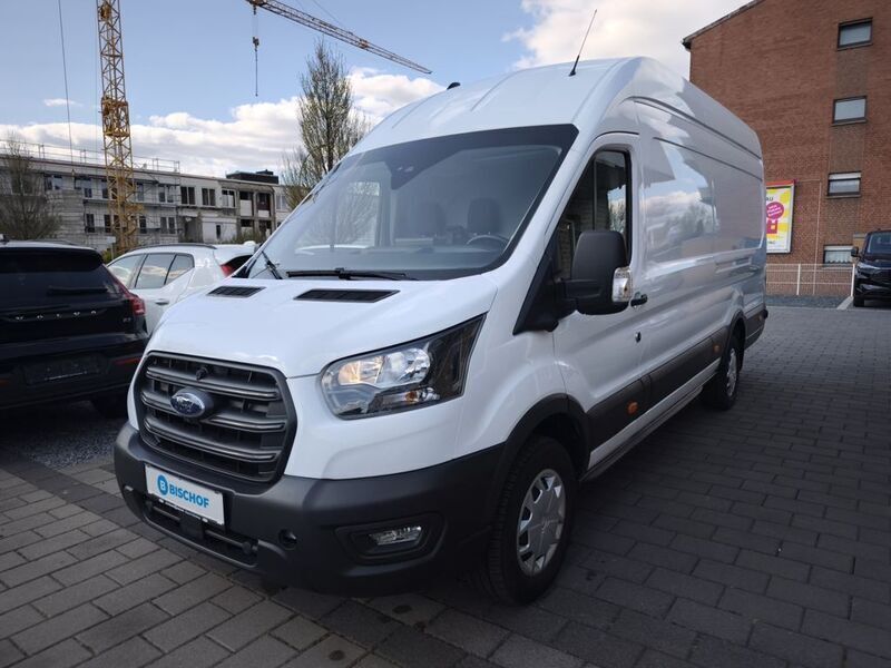 Gebraucht Ford Transit Trend 131 PS (96 kW) 2024 Weiß Van / Kleinbus