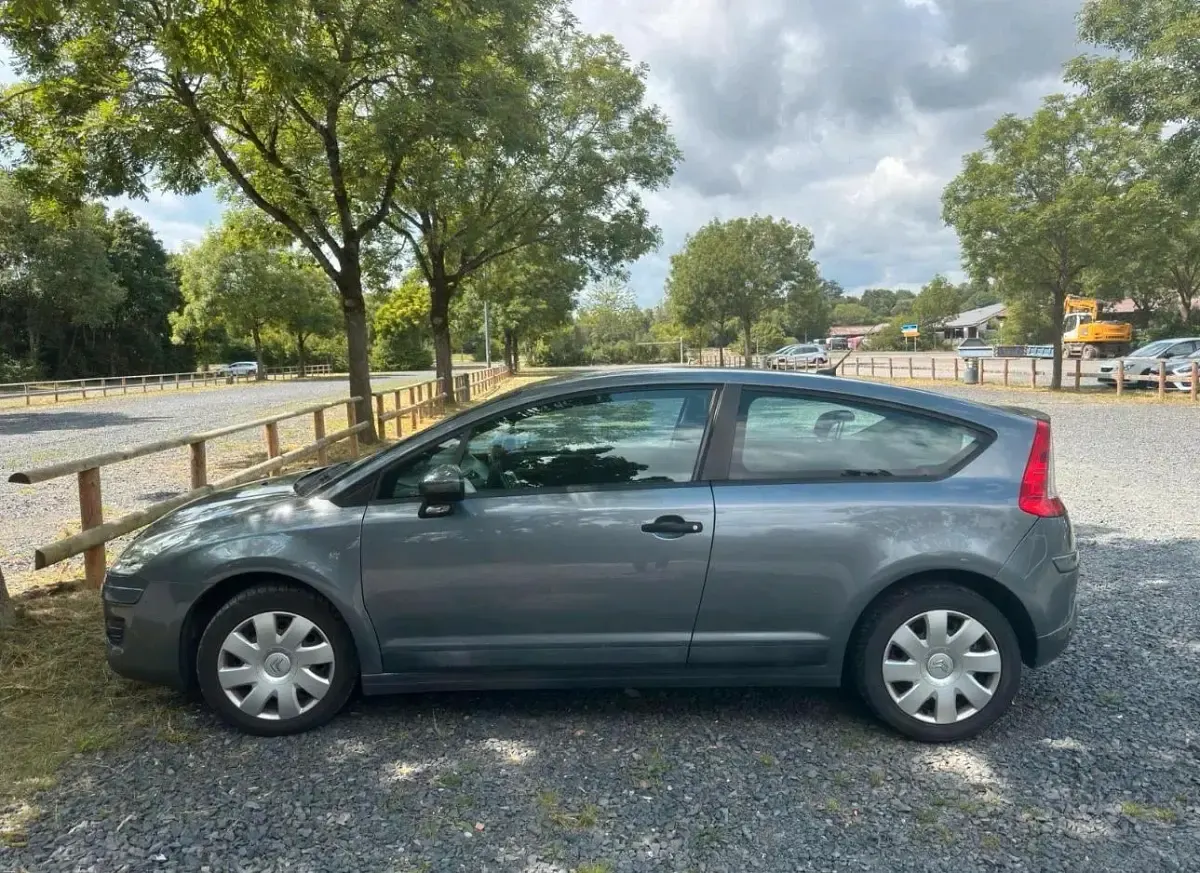 Gebraucht Citroën C4 120 PS (88 kW) 2010 Grau Coupé