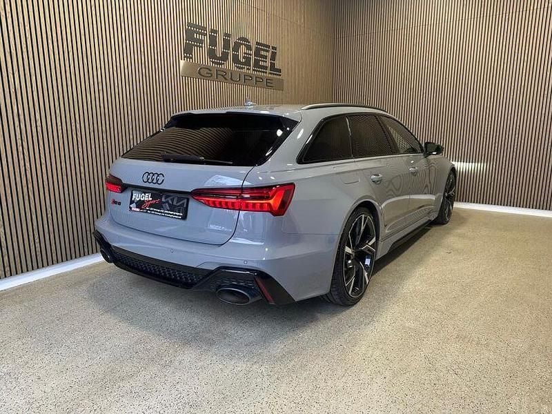 Gebraucht Audi RS6 Ambiente 600 PS (441 kW) 2021 Nardograu Kombi