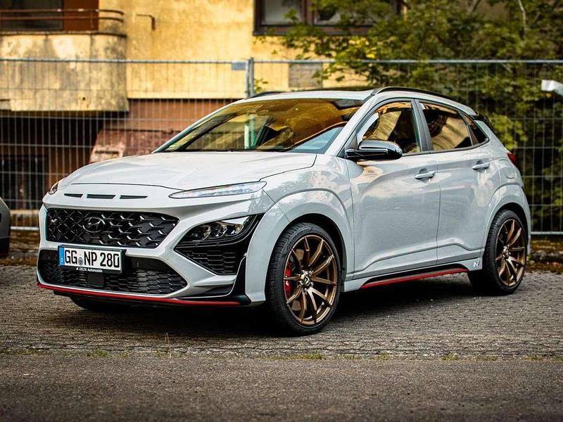 Grau Gebraucht 2022 Hyundai Kona N Performance SUV | 33.500 € (Teuer) - Bild 1/4
