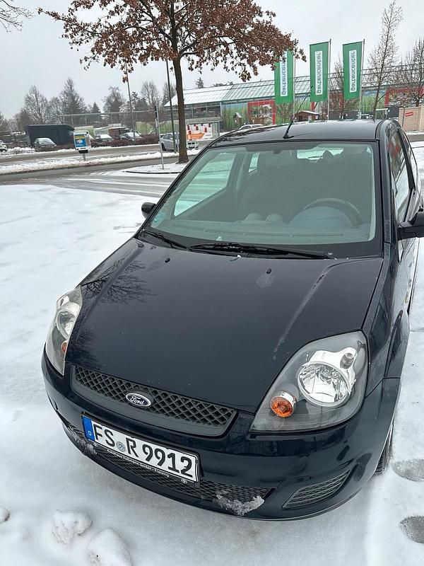 Blau Gebraucht 2007 Ford Fiesta Kleinwagen | 1.100 € - Bild 1/4