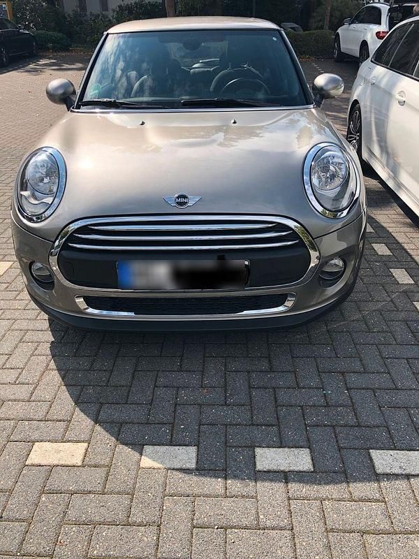 Usado Mini ONE 102 HP (75 kW) 2017 Prateado Citadino