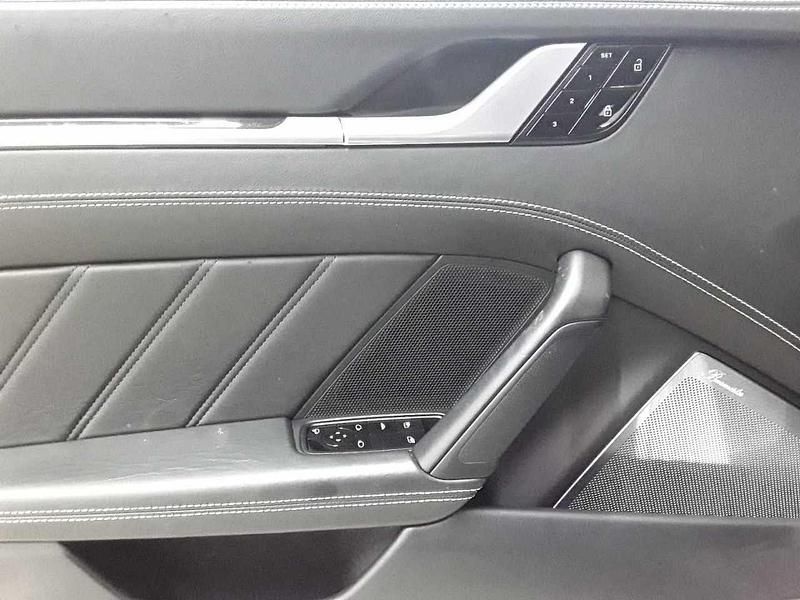 Gebraucht Porsche 911 Turbo S Cabriolet 650 PS (478 kW) 2021 Tiefschwarzmeta/vd schwarz Cabrio