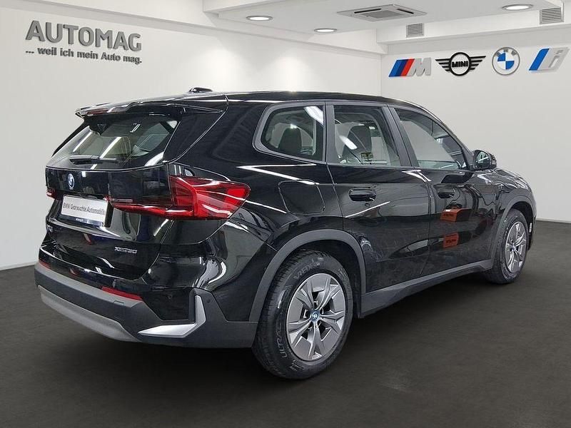 Gebraucht BMW iX1 Performance 230 kW (313 PS) 2023 Schwarz SUV