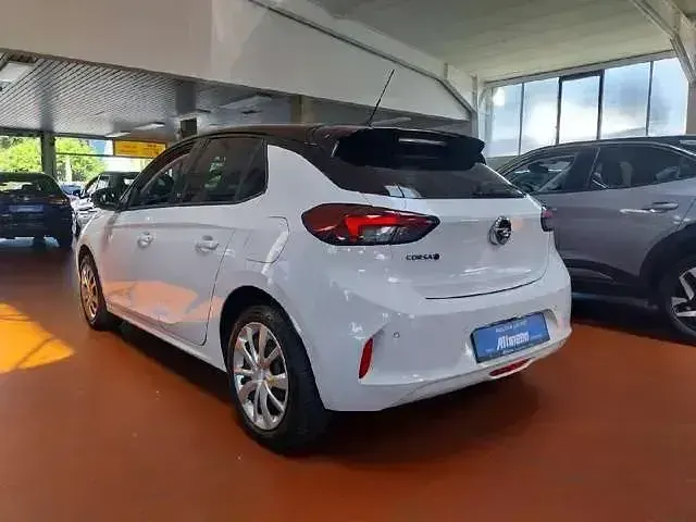Gebraucht Opel Corsa-e Edition 100 kW (136 PS) 2022 Weiß Kleinwagen