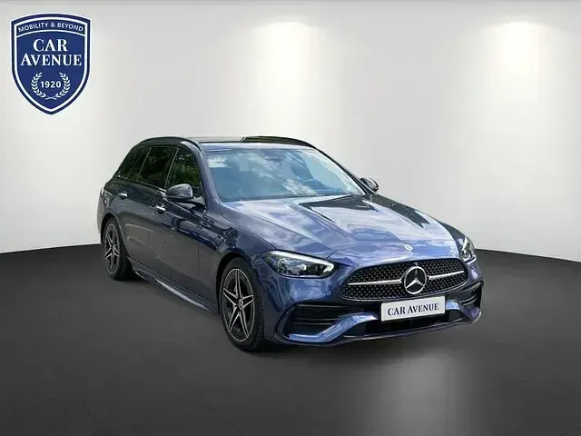 Gebraucht Mercedes C220 AMG line 220 PS (161 kW) 2024 Blau Limousine