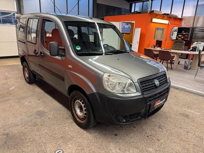 Gebraucht Fiat Doblò Dynamic 75 PS (55 kW) 2007 Grau Van / Kleinbus
