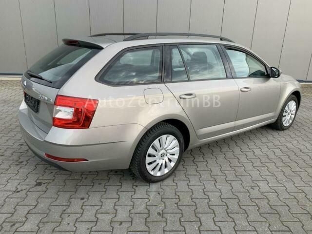 Gebraucht Skoda Octavia Active 86 PS (63 kW) 2018 Beige metallic Kombi