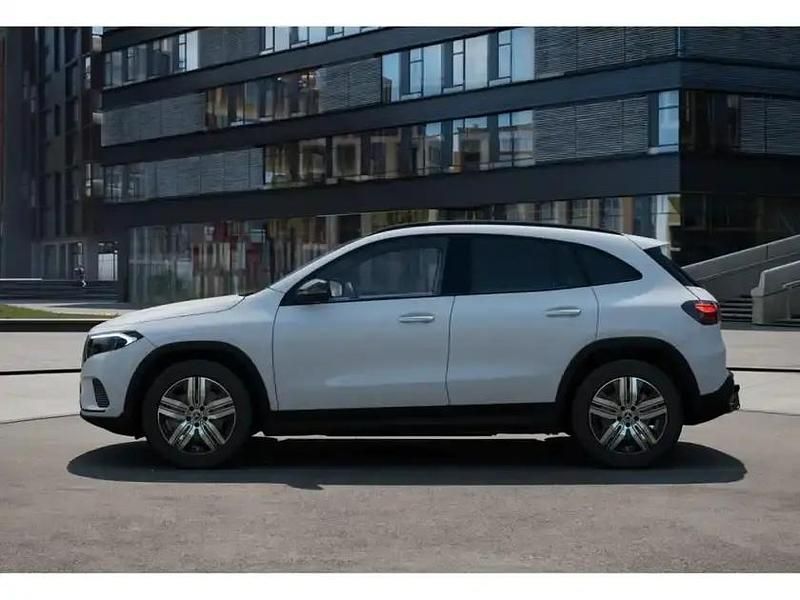 Gebraucht Mercedes EQA300 Night 167 kW (228 PS) 2024 Weiss polarweiss SUV