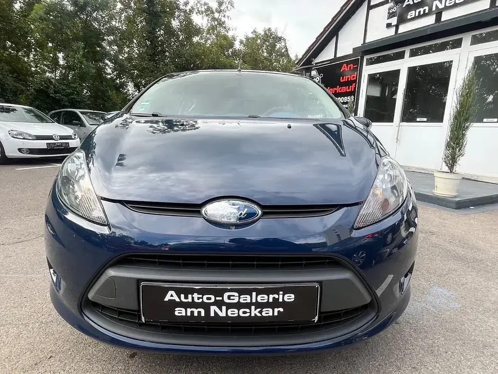 Gebraucht Ford Fiesta Trend 60 PS (44 kW) 2010 Blau Kleinwagen