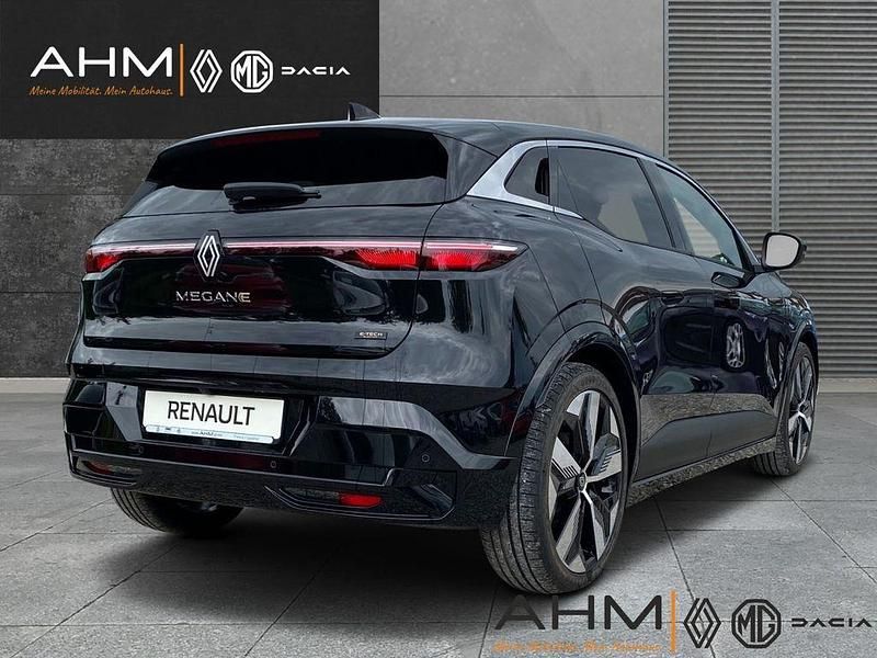 Używany Renault Megane E-Tech Techno 160 kW (218 KM) 2025 Czarny Sedan/Limuzyna
