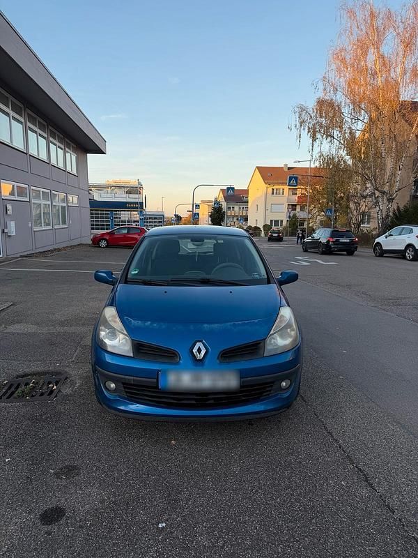 Blau Gebraucht 2007 Renault Clio II Kleinwagen | 2.300 € - Bild 1/4