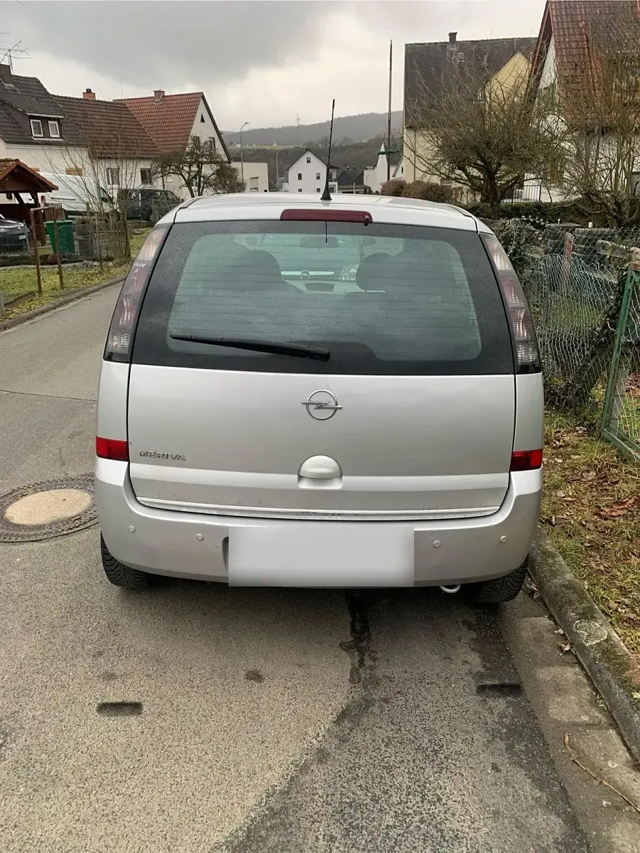 Gebraucht Opel Meriva 105 PS (77 kW) 2009 Grau Van / Kleinbus