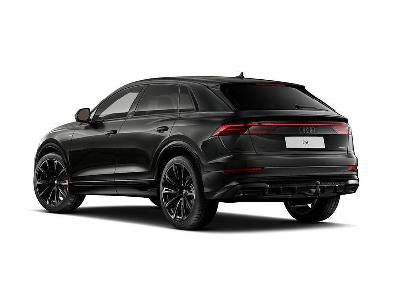 Gebraucht Audi Q8 Ambiente 286 PS (210 kW) 2024 Mythosschwarz metallic SUV