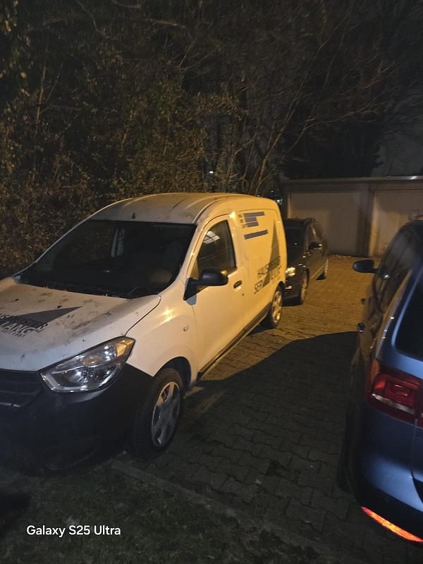 Gebraucht Dacia Dokker 75 PS (55 kW) 2016 Weiß Van / Kleinbus