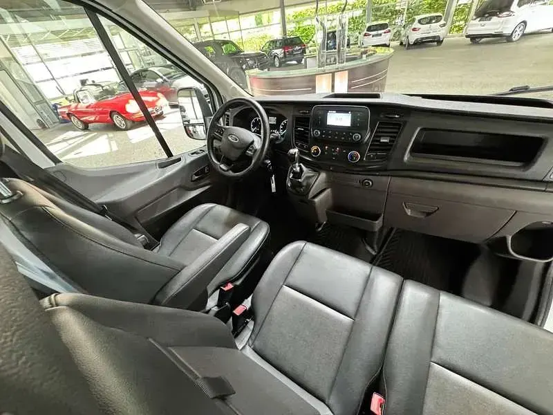 Gebraucht Ford Transit 105 PS (77 kW) 2022 Weiß Van